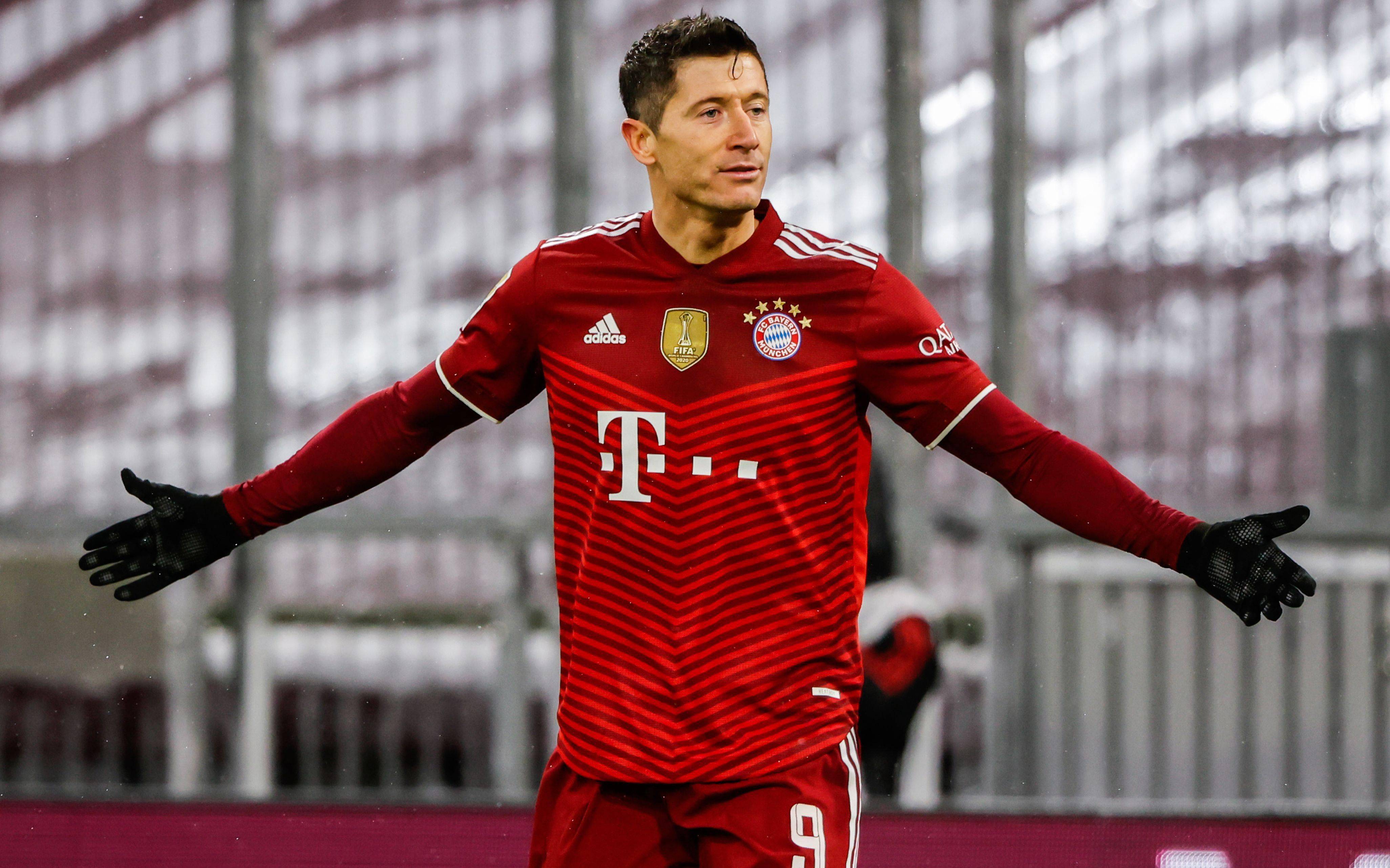 关于上海久事训练开放日；集结日门线救险引欢呼；德国杯在即；赛季目标并未改变的信息