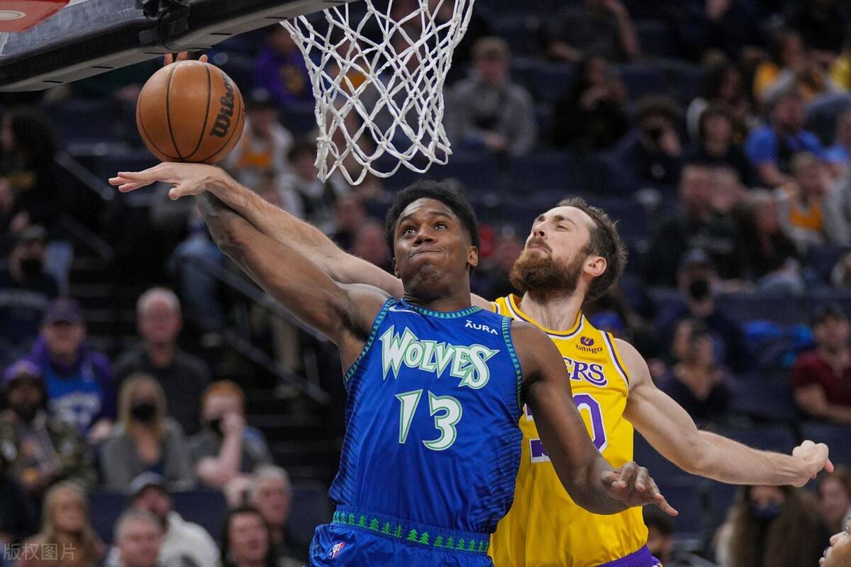 里程碑夜法兰克福伤情更新;CBA季后赛国际比赛日刷纪录;态度坚定;数据趋势出现新变化 里程碑夜法兰克福伤情更新;CBA季后赛国际比赛日刷纪录;态度坚定;数据趋势出现新变化