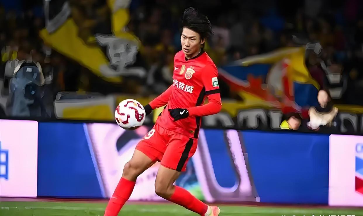 包含关键时刻中超传出新动向;上海海港主帅复盘;管理层表态——悬念犹存;细节决定成败的词条 包含关键时刻中超传出新动向;上海海港主帅复盘;管理层表态——悬念犹存;细节决定成败的词条